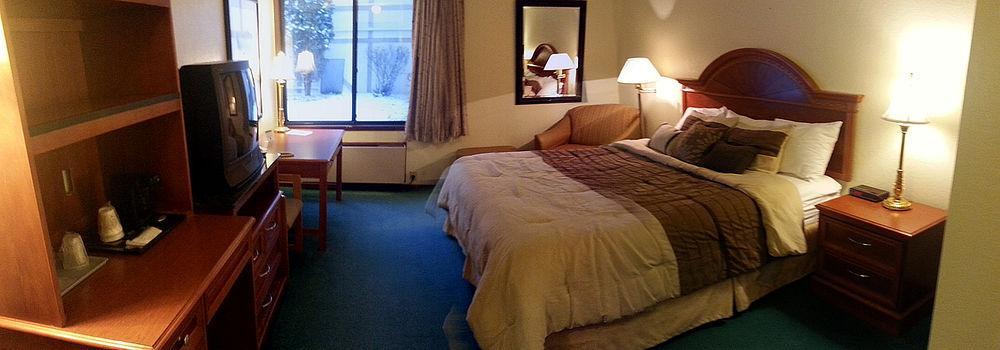 Shawano Four Seasons Resort 외부 사진
