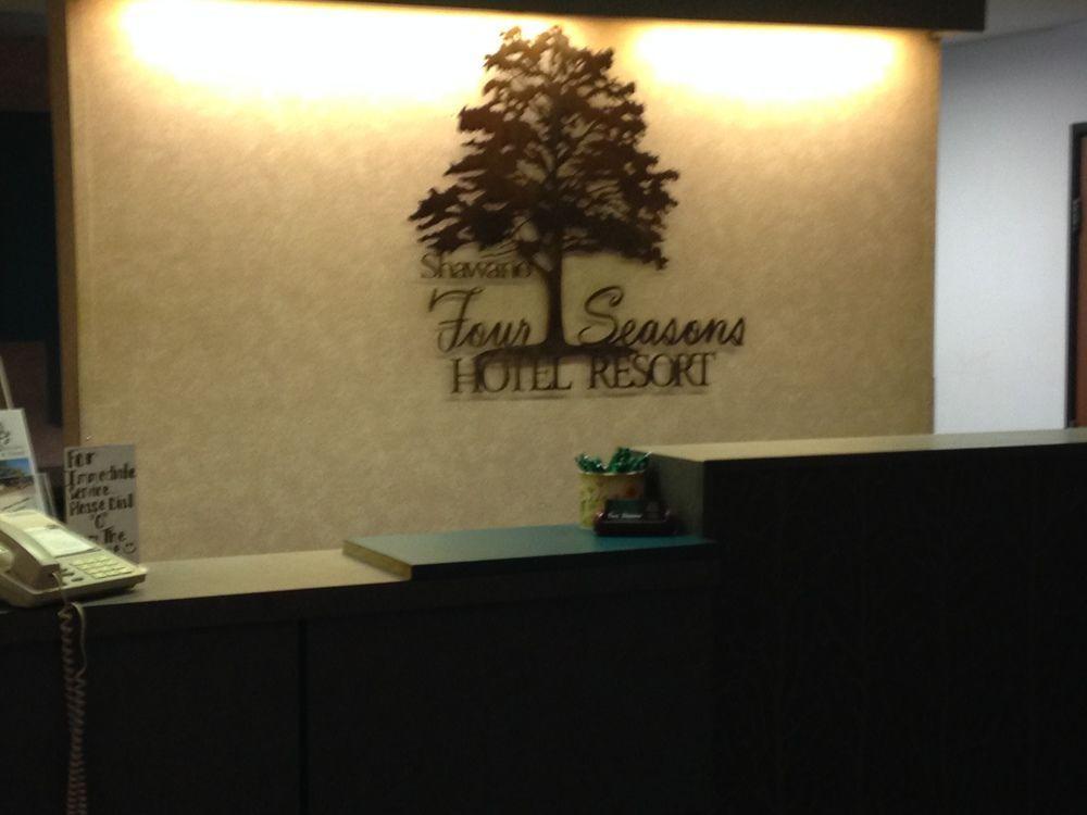 Shawano Four Seasons Resort 외부 사진