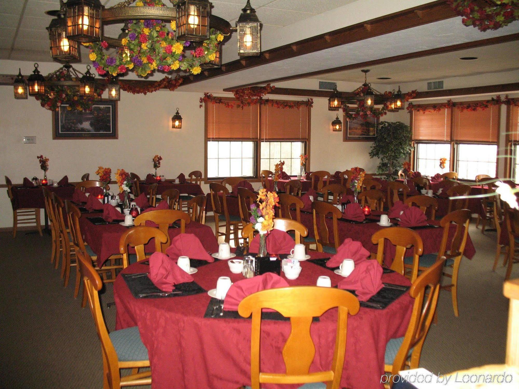 Shawano Four Seasons Resort 레스토랑 사진