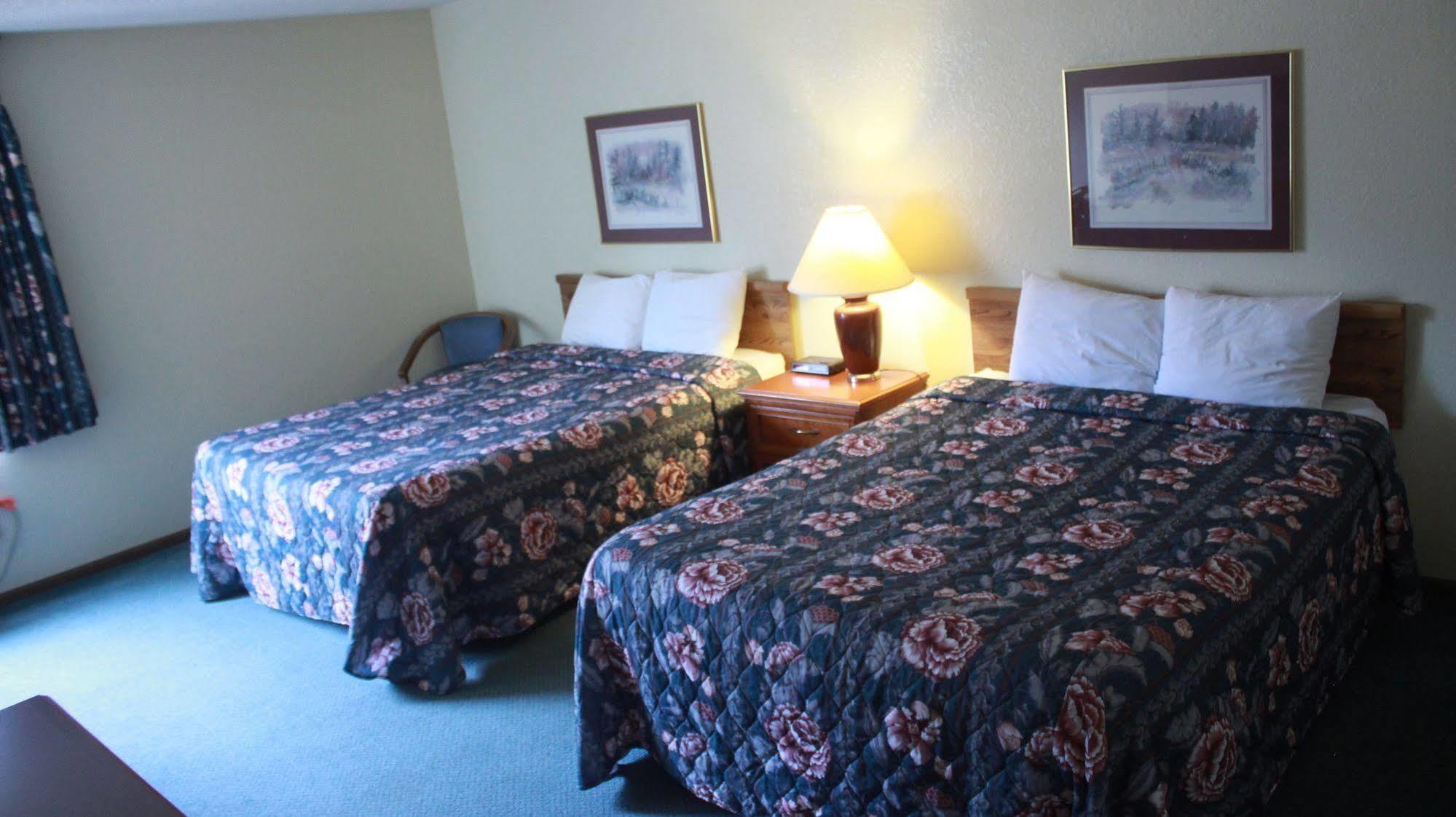 Shawano Four Seasons Resort 외부 사진