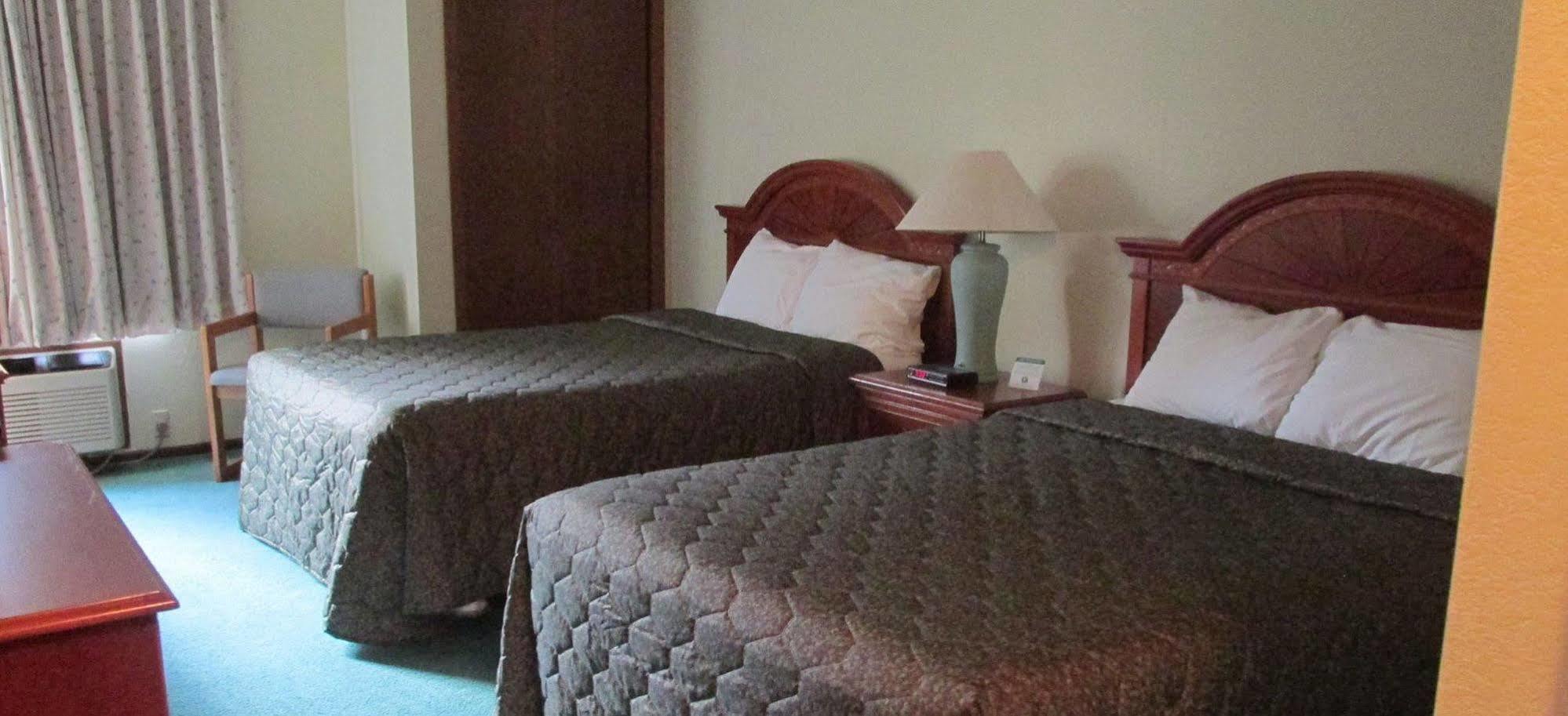 Shawano Four Seasons Resort 외부 사진