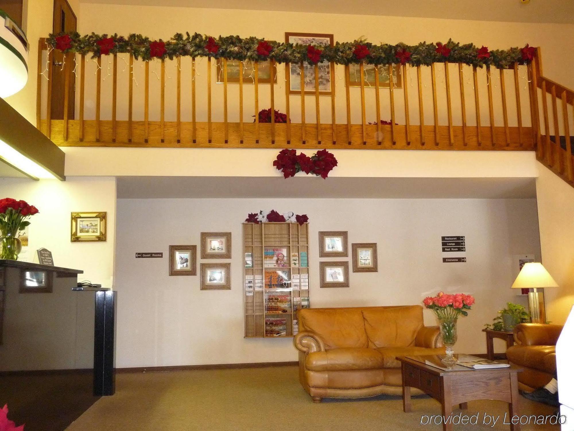 Shawano Four Seasons Resort 내부 사진